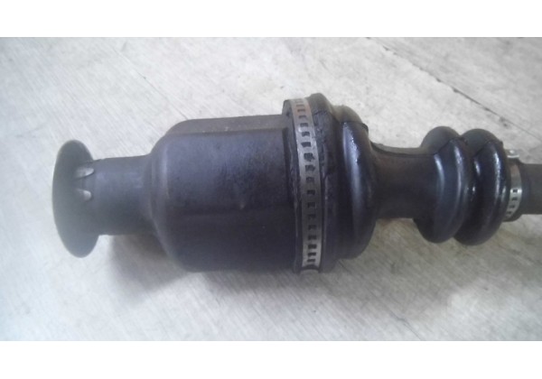 Полуось правая, приводной вал Renault Kangoo, Clio II, 1.9D, зовн. 21, внутр. 23, без ABS (под пружинку)